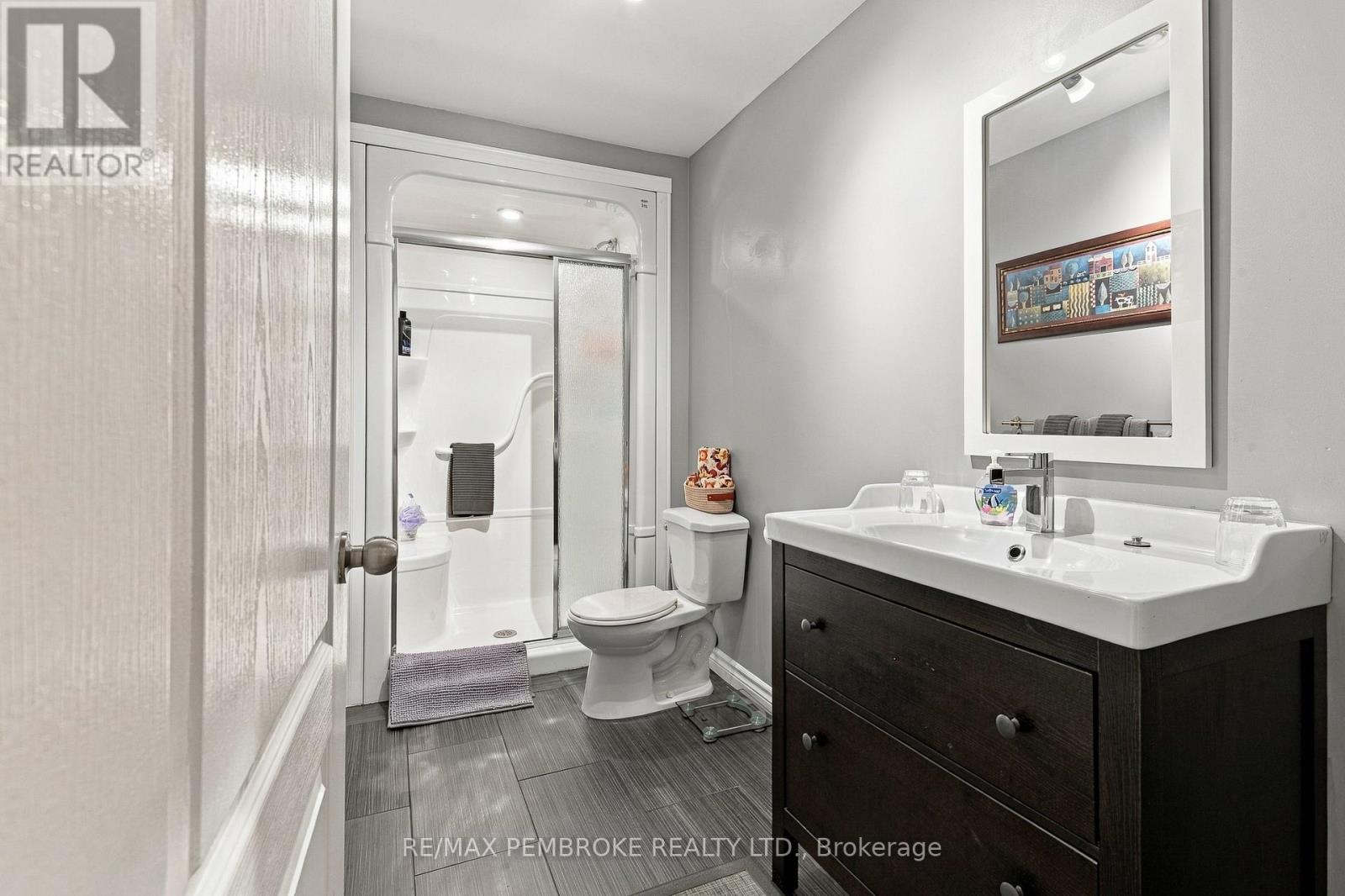221 ORIOLE CRESCENT - Image 44