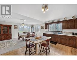 Kitchen - 257 Bateman Line, Brant, ON N0E1K0 Photo 16