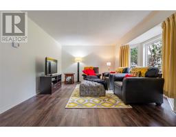1 Rideau Place thumbnail 4