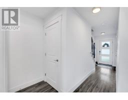 46 Henry Larsen Street thumbnail 4