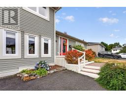 21 Eastmeadows Crescent thumbnail 4