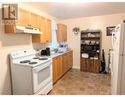 41 Pleasant Avenue thumbnail 11