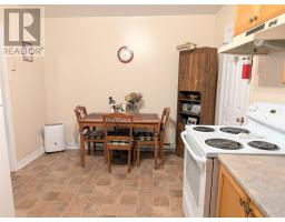 41 Pleasant Avenue thumbnail 13