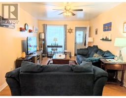 41 Pleasant Avenue thumbnail 14