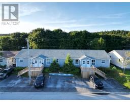 41 Pleasant Avenue thumbnail 2
