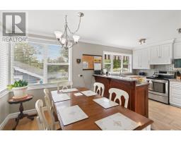 99 Bonaventure Avenue thumbnail 14