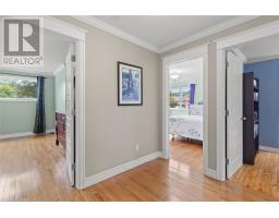 99 Bonaventure Avenue thumbnail 24