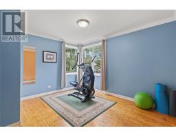 99 Bonaventure Avenue thumbnail 26