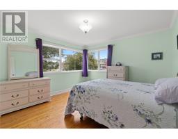 99 Bonaventure Avenue thumbnail 28