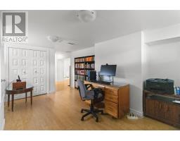 99 Bonaventure Avenue thumbnail 41