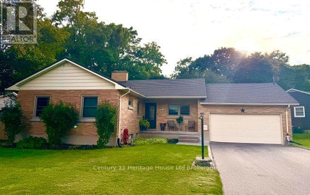 31 PARKWOOD DRIVE - 1
