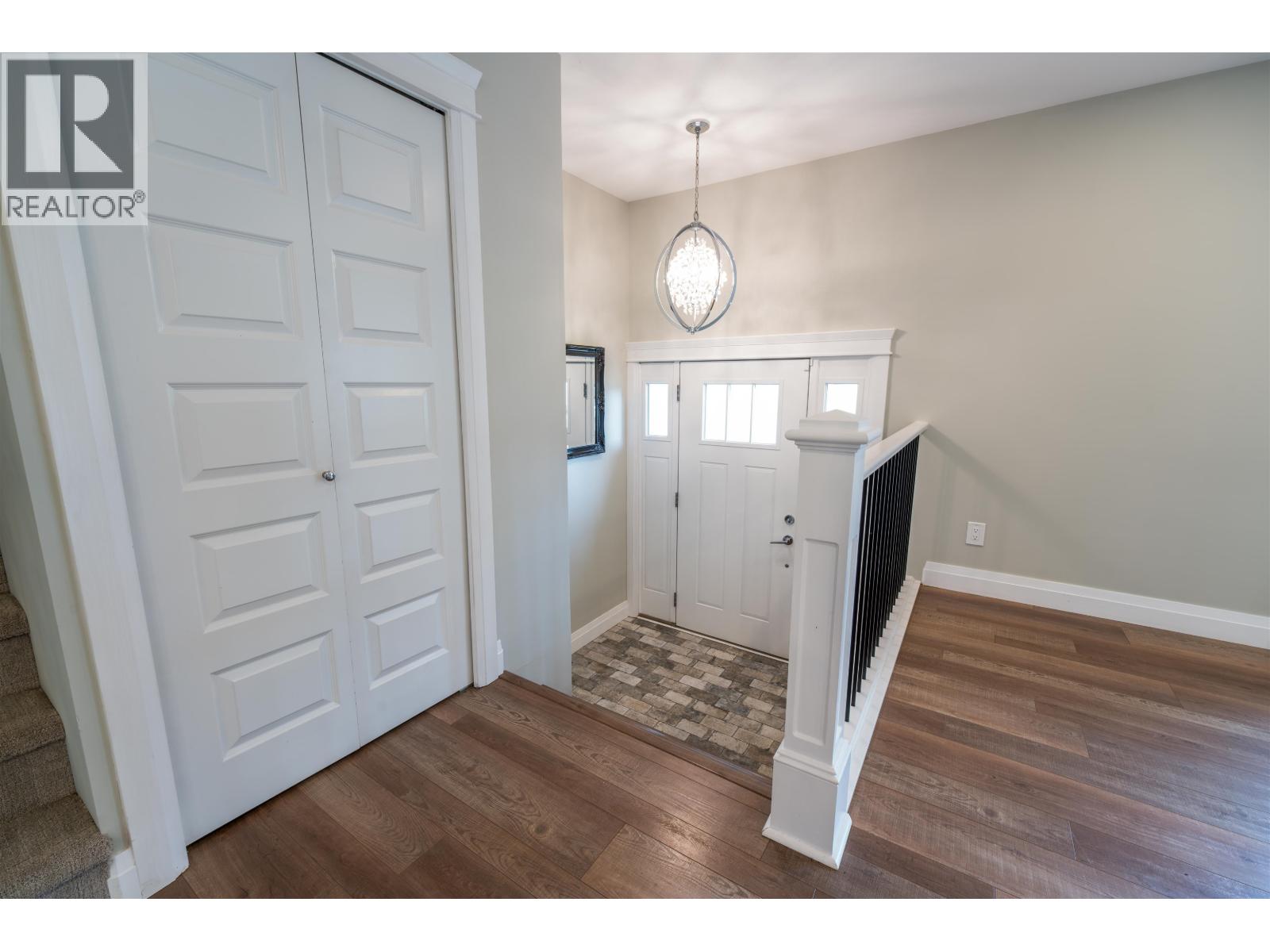 7718 ST MARK CRESCENT - 6