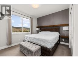 Primary Bedroom - 9741 Crimson Road, Lake Country, BC V4V2S1 Photo 15