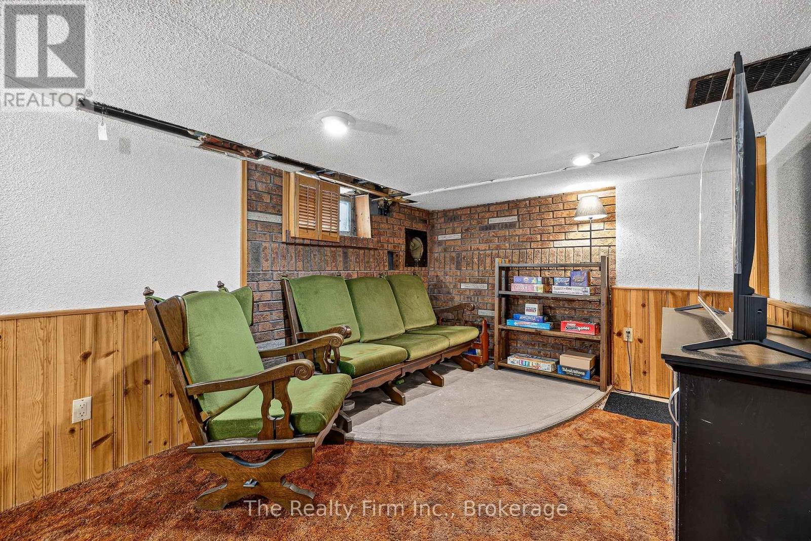 136 SKYE STREET - Image 37