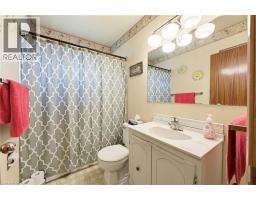29 Leckie Avenue, Stoney Creek, ON L8J2S7 Photo 21