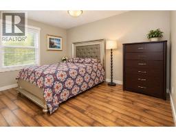 Foyer - 203 Hillcrest Boulevard, Strathmore, AB T1P0A3 Photo 16