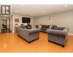 203 Hillcrest Boulevard, Strathmore, AB T1P0A3 Photo 29