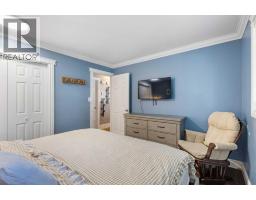 3pc Bathroom - 723 Canfield Place Sw, Calgary, AB T2W1K7 Photo 11