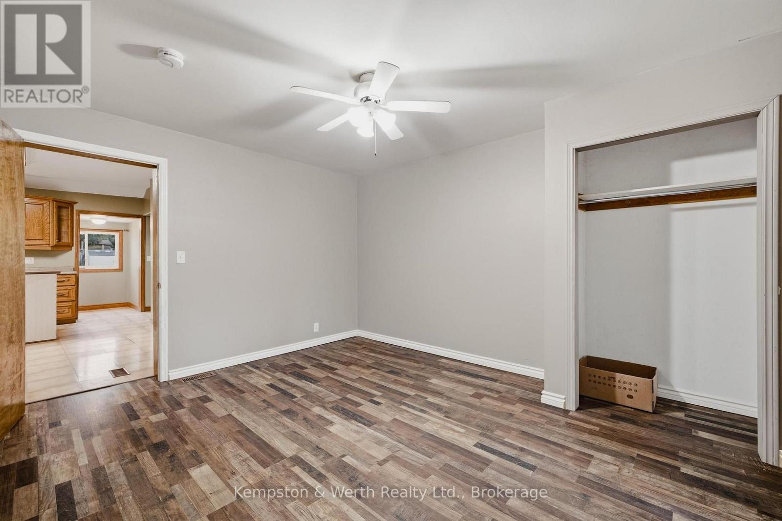 485 WALLACE AVENUE S - Image 16