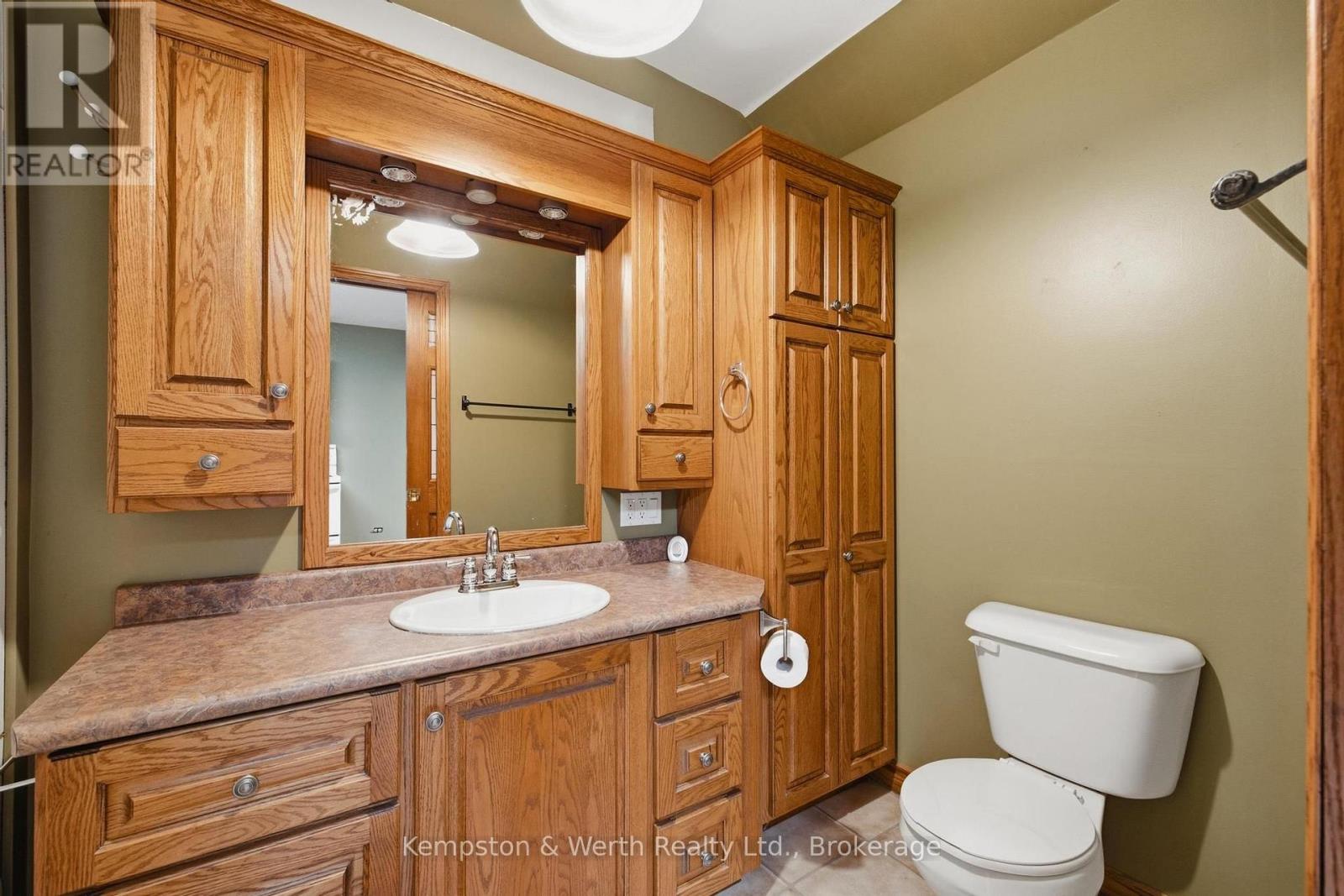 485 WALLACE AVENUE S - Image 19
