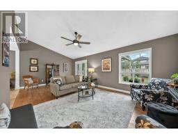 19 Peglar Crescent, Centre Wellington, ON N1M3T2 Photo 27