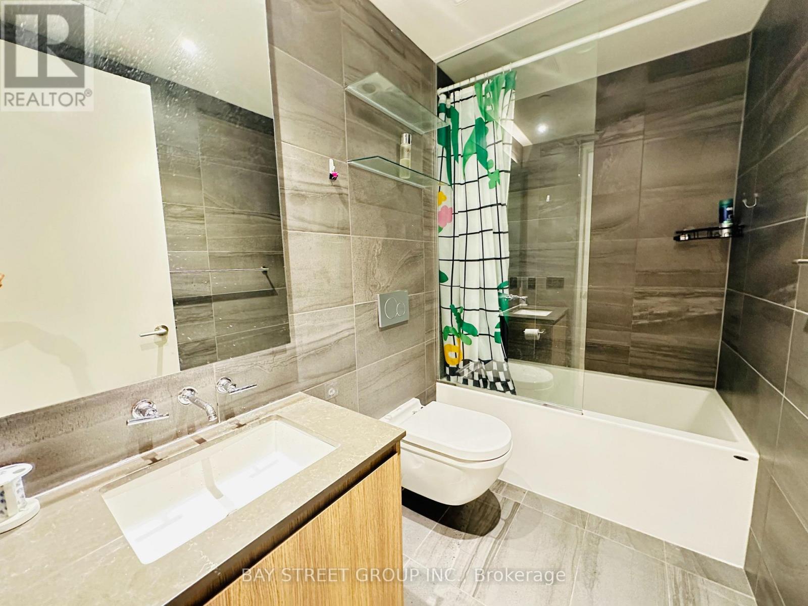 #2207 81 WELLESLEY STREET E - 25