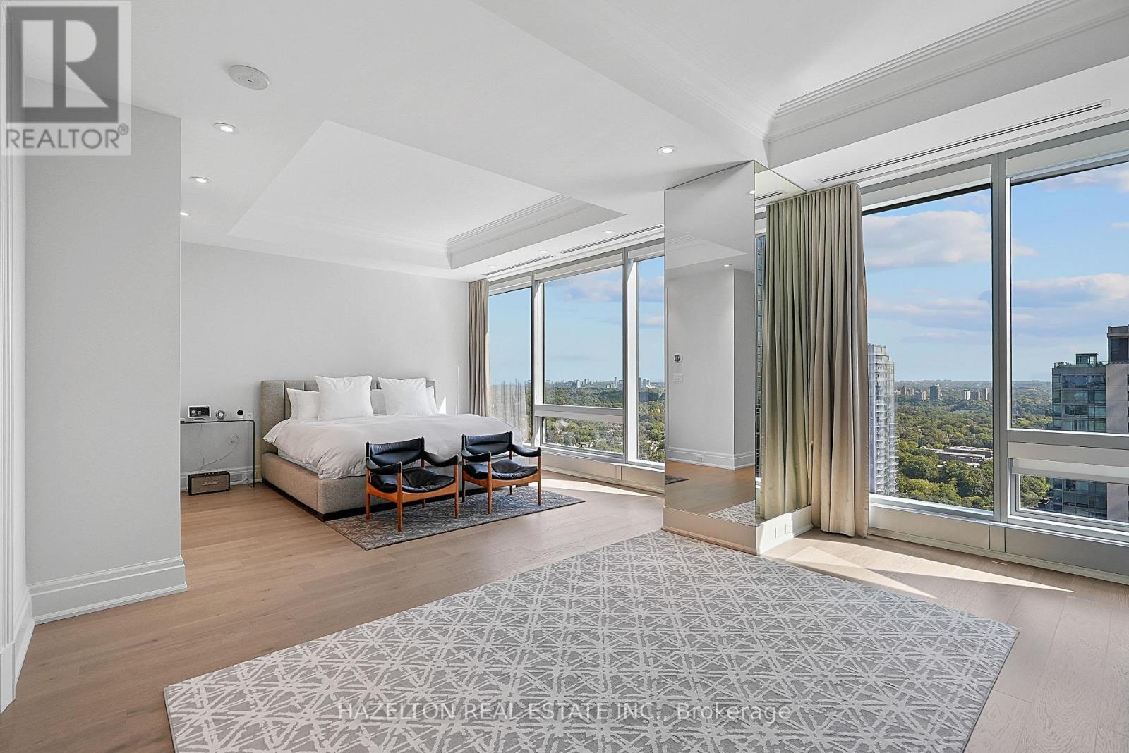#3203 50 YORKVILLE AVENUE - 15