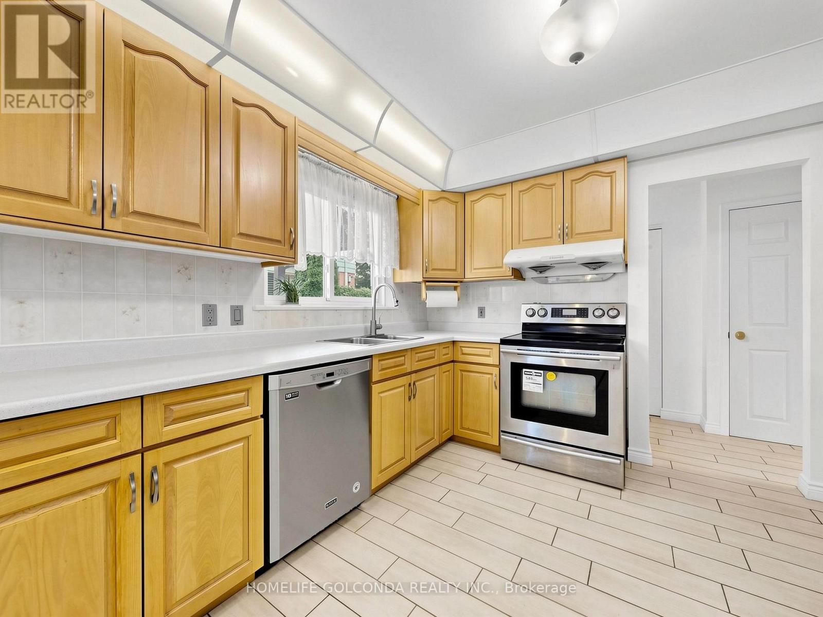 21 GROVE PARK CRESCENT, Toronto (Don Valley Village) — photo 11