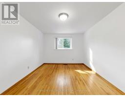 21 Grove Park Crescent, Toronto, ON M2J2C7 Photo 17