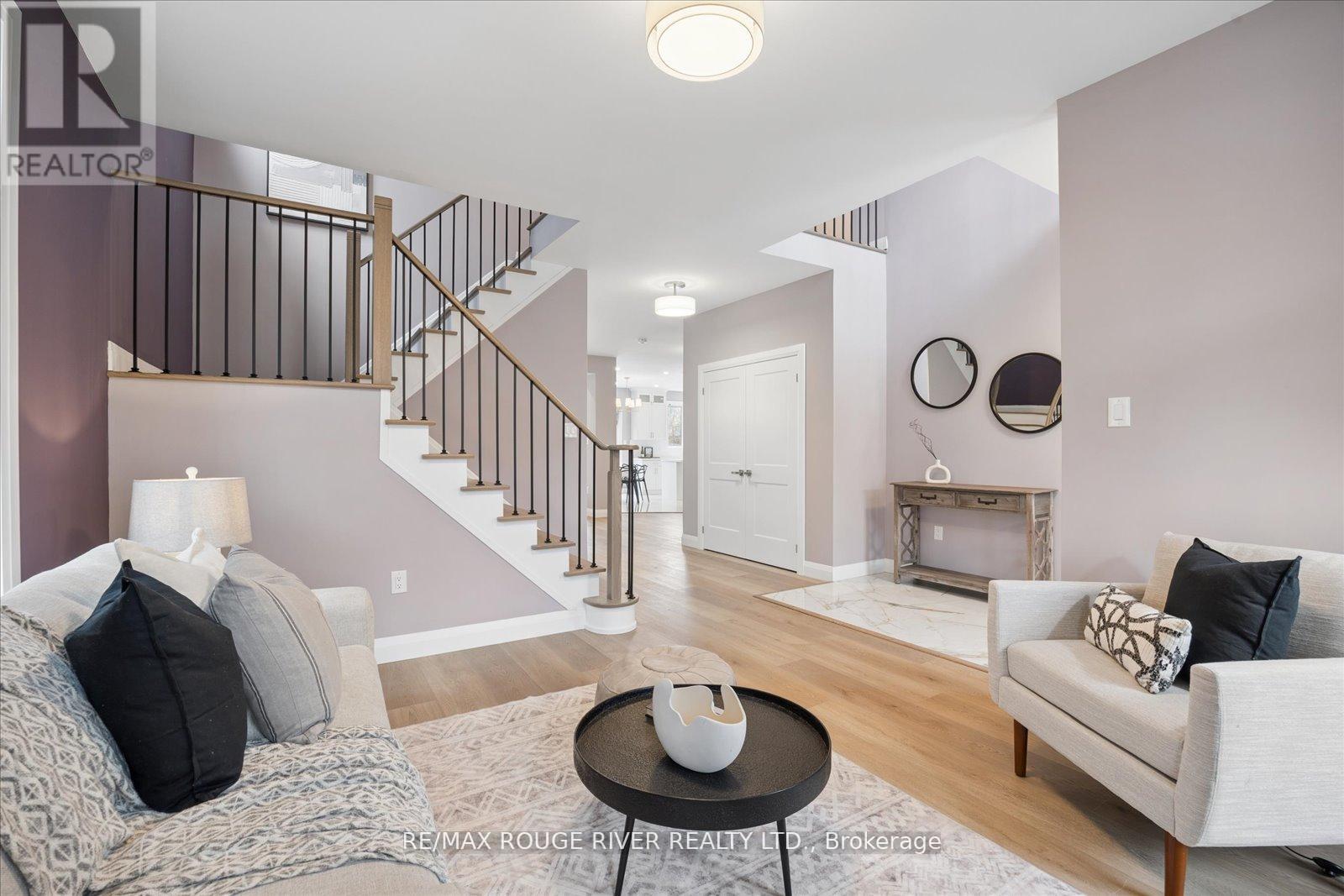 93 Holsted Road, Whitby, ON photo 8