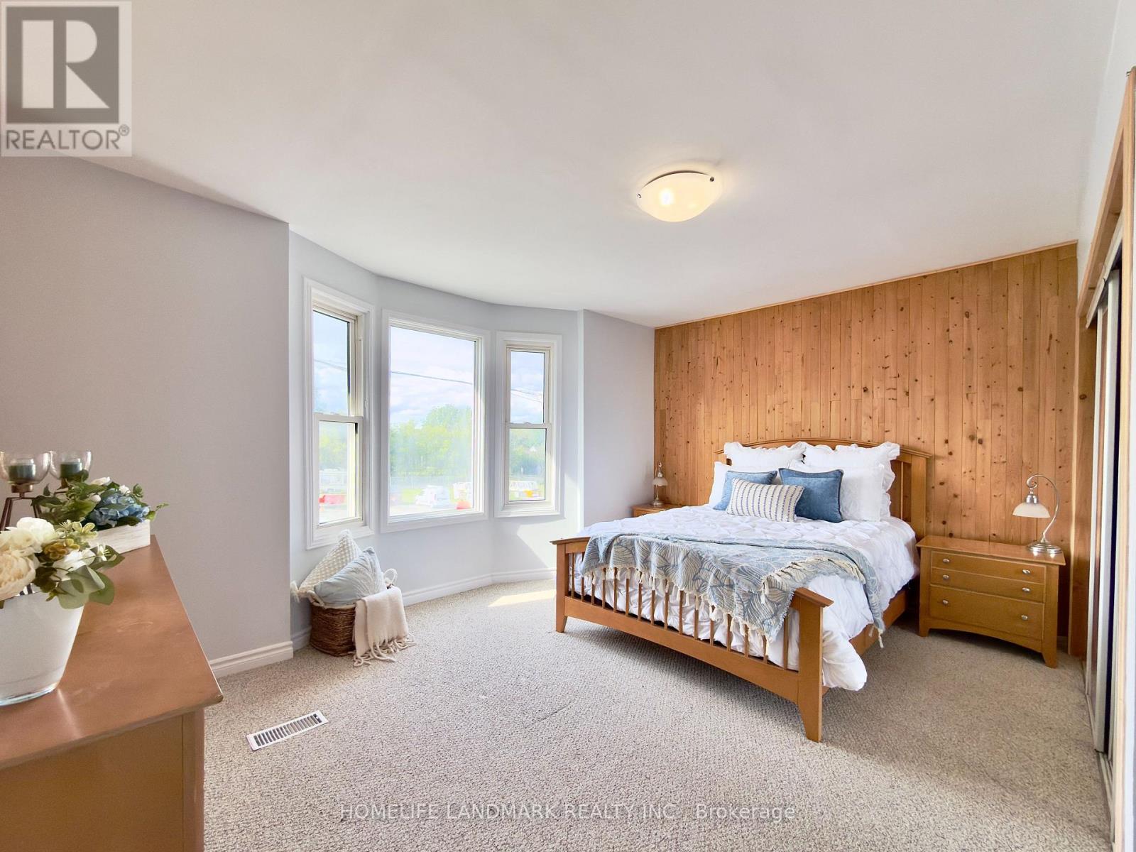 67 BANTING AVENUE - 15
