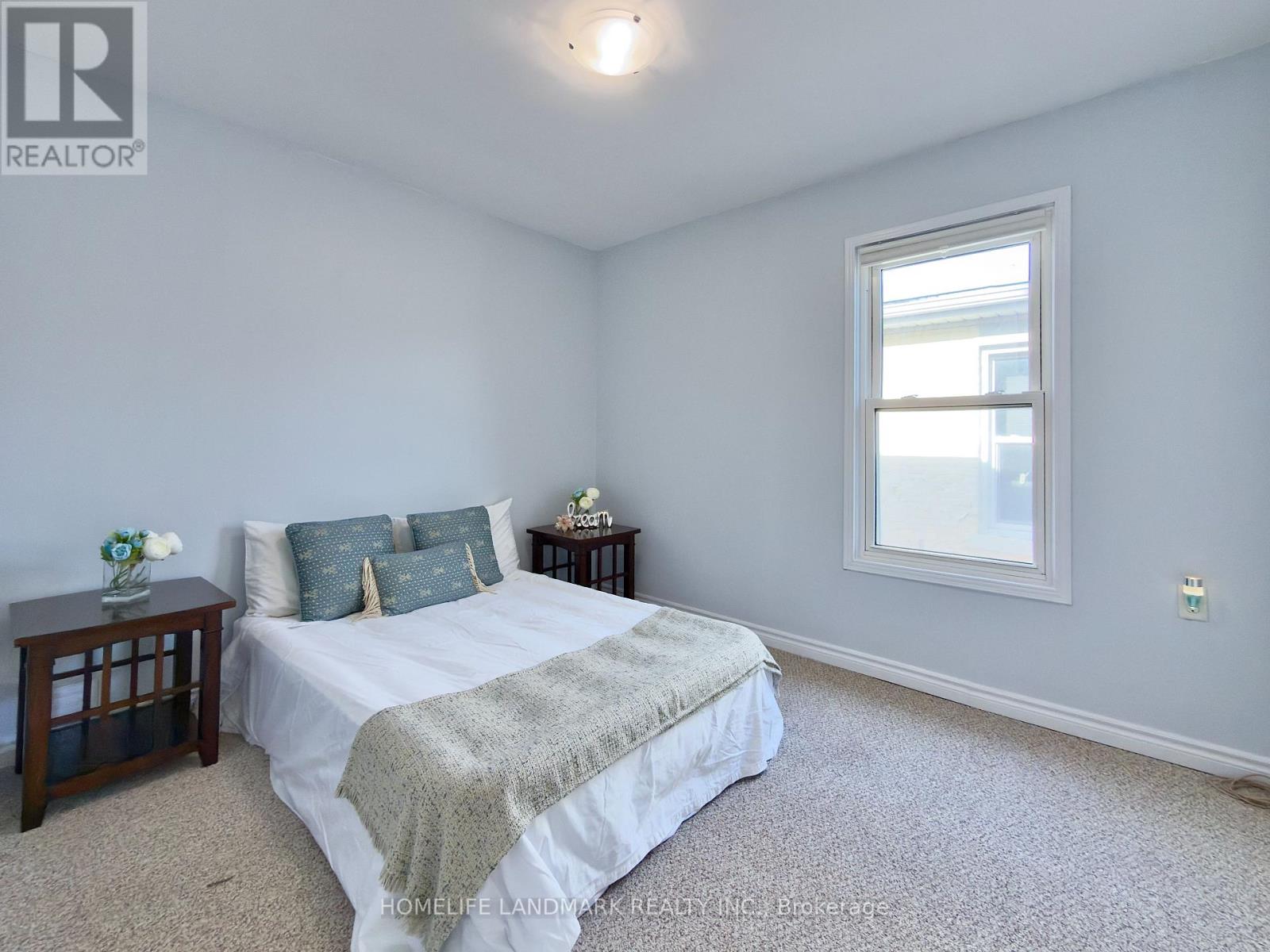 67 BANTING AVENUE - 18