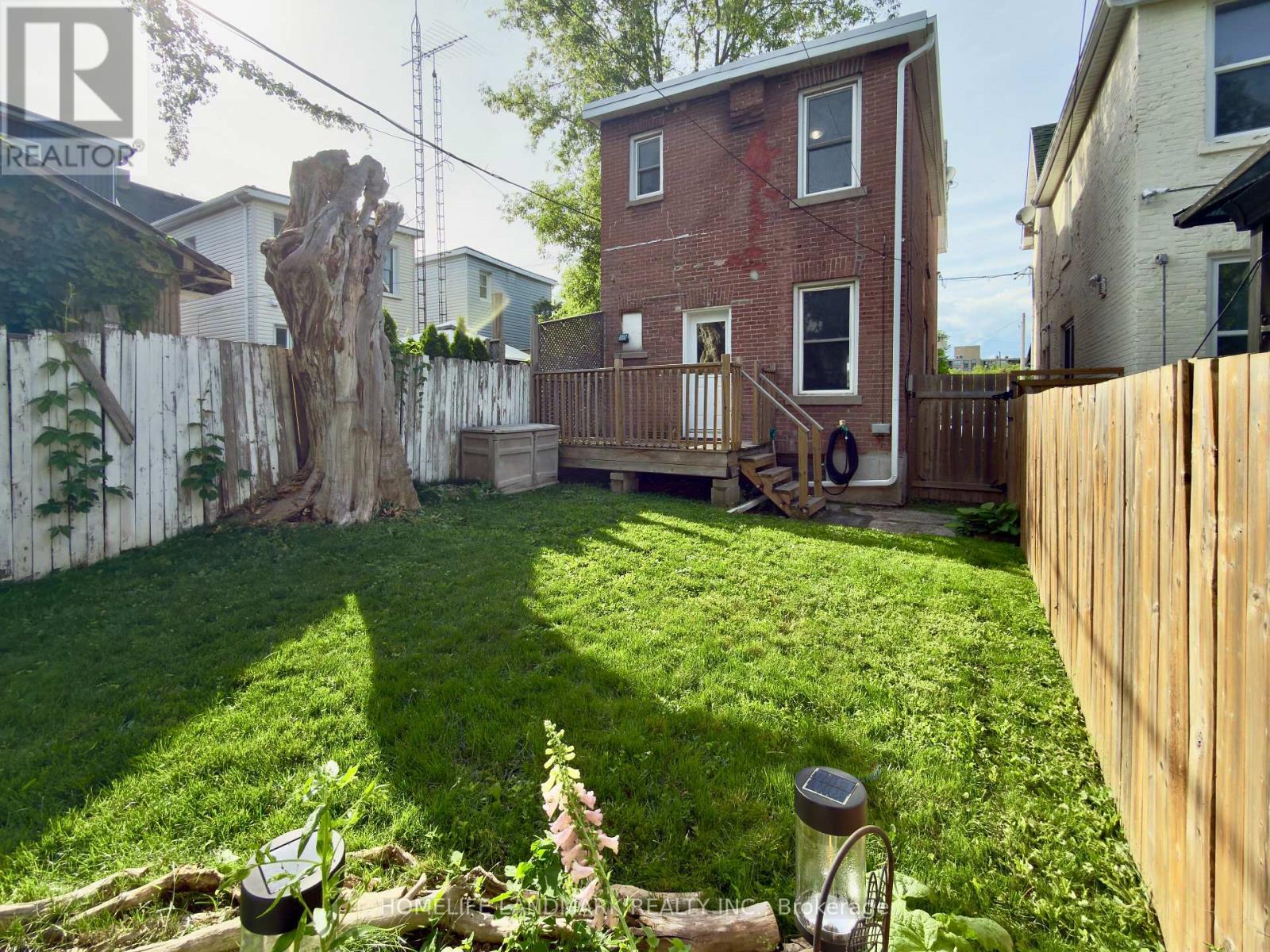 67 BANTING AVENUE - 25