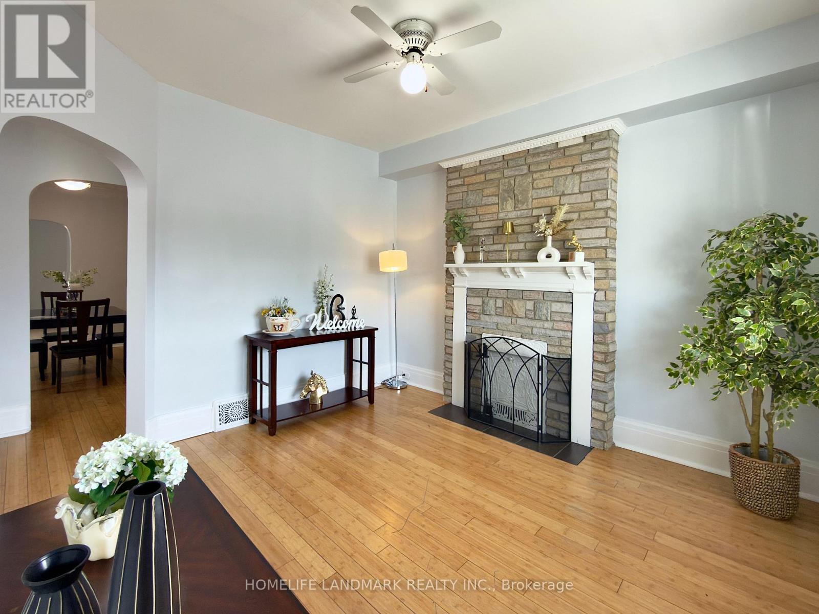67 BANTING AVENUE - 6