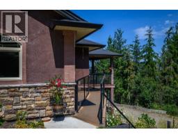 5pc Ensuite bath - 9265 Kokanee Road, Vernon, BC V1H1K4 Photo 16