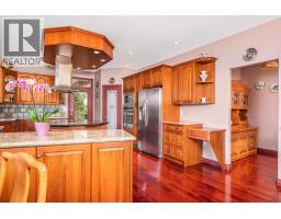 2pc Bathroom - 9265 Kokanee Road, Vernon, BC V1H1K4 Photo 11