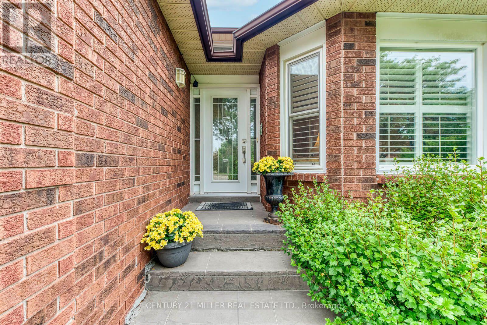 Photo of 1379 BRAMBLEWOOD GREEN