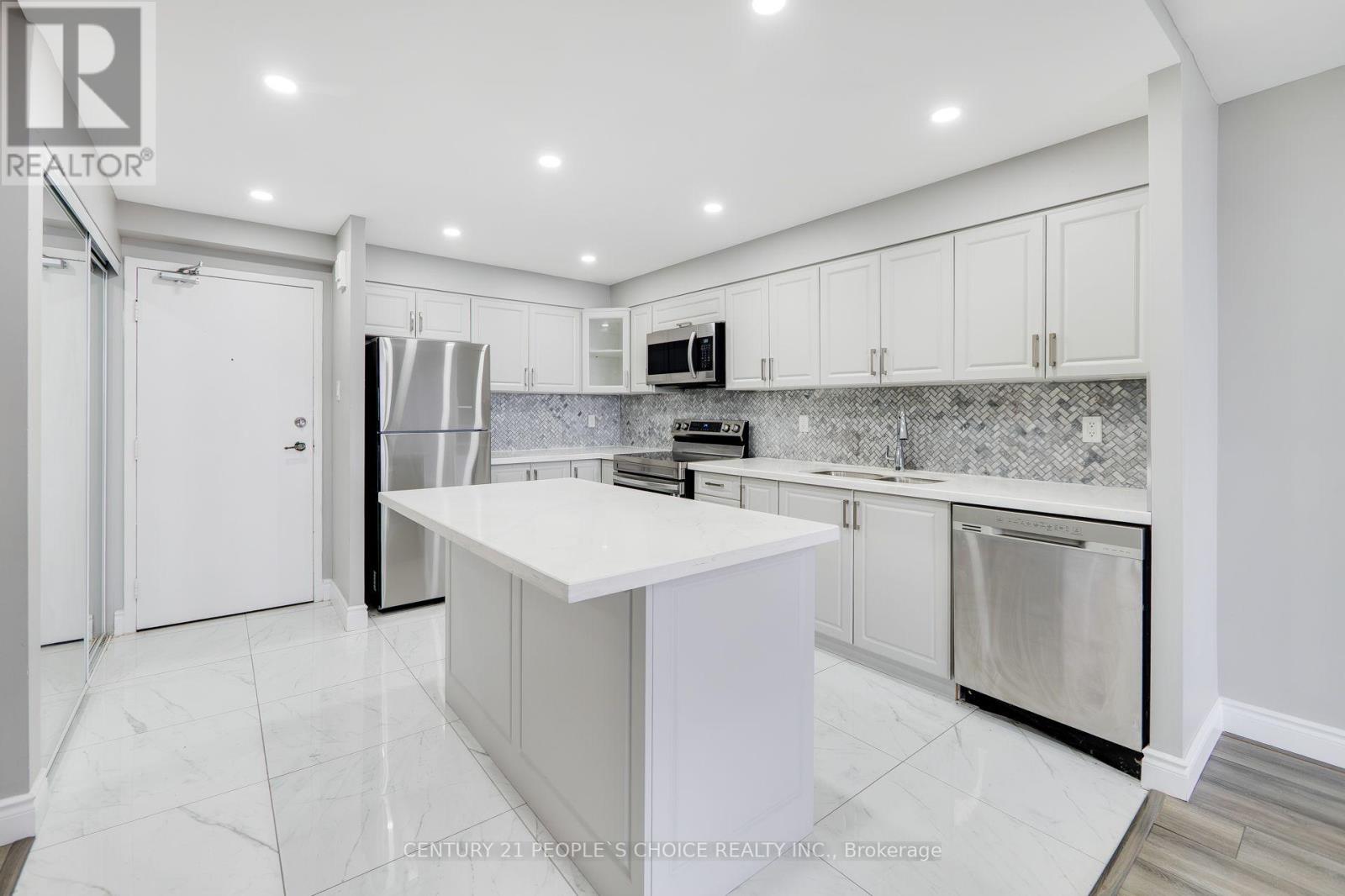 #910 40 PANORAMA COURT - 11