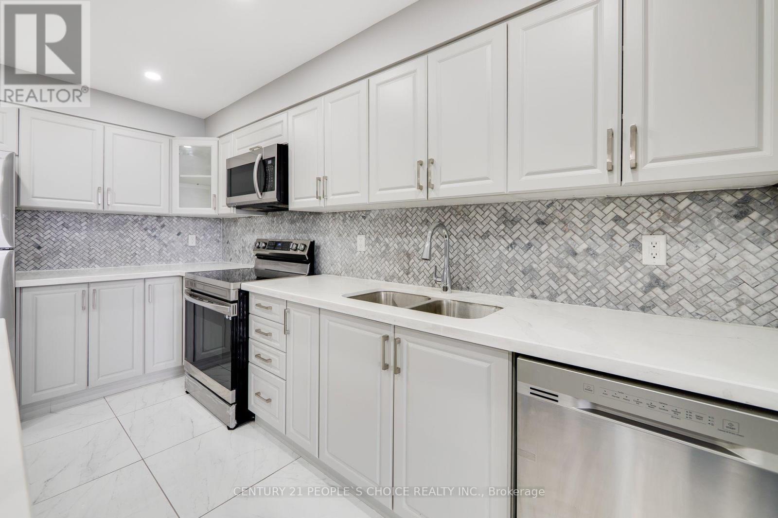 #910 40 PANORAMA COURT - 13