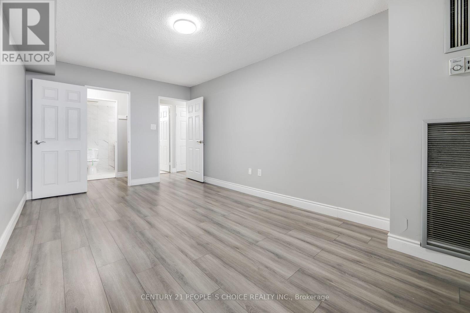#910 40 PANORAMA COURT - 32