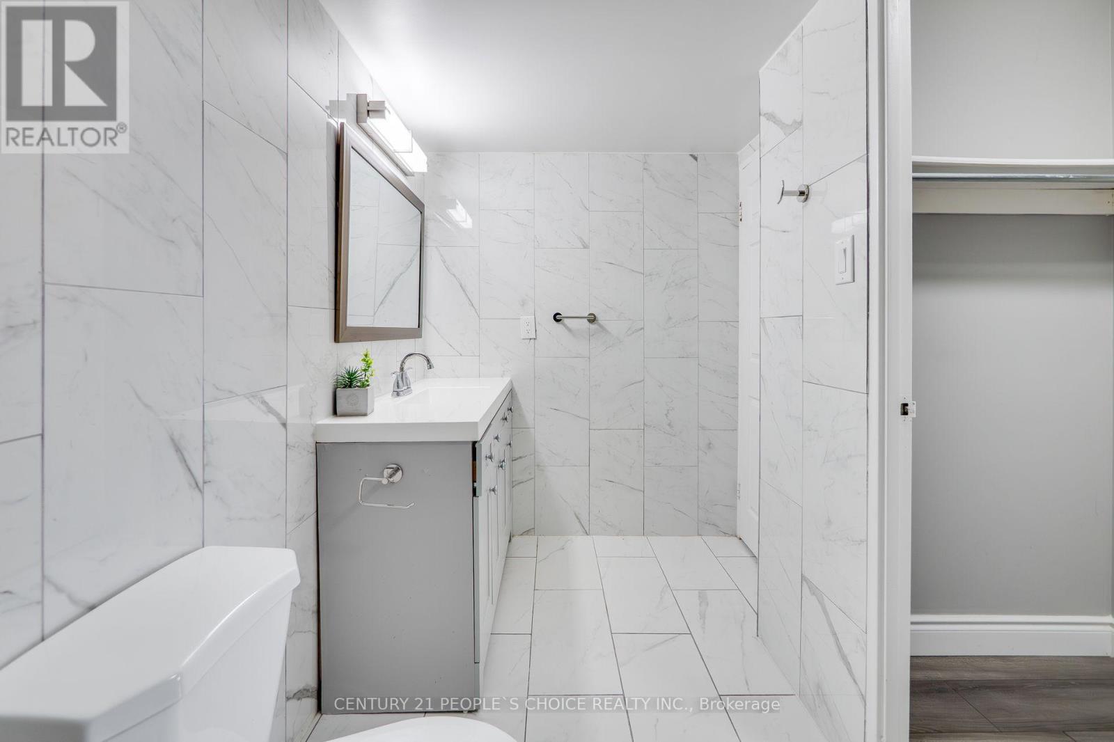 #910 40 PANORAMA COURT - Image 36