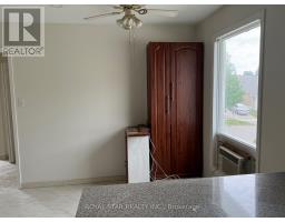162 Beech St Main Floor Street, Brampton, ON L6V1V6 Photo 8