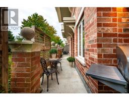 16 - 2563 Sixth Line, Oakville, ON L6H0H7 Photo 7