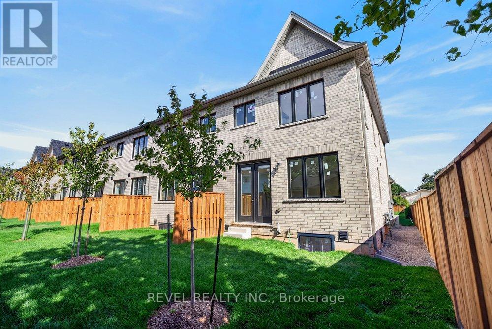 Photo of 3173 MAPLEHILL DRIVE