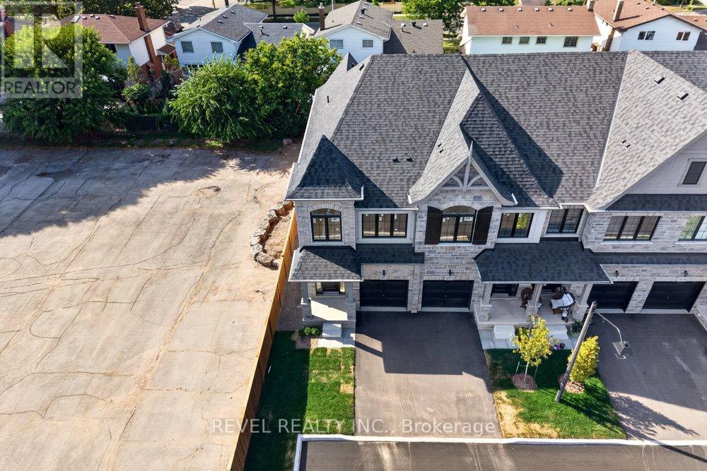Photo of 3173 MAPLEHILL DRIVE