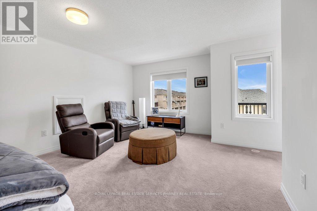 9 CROWN GATE - Image 29