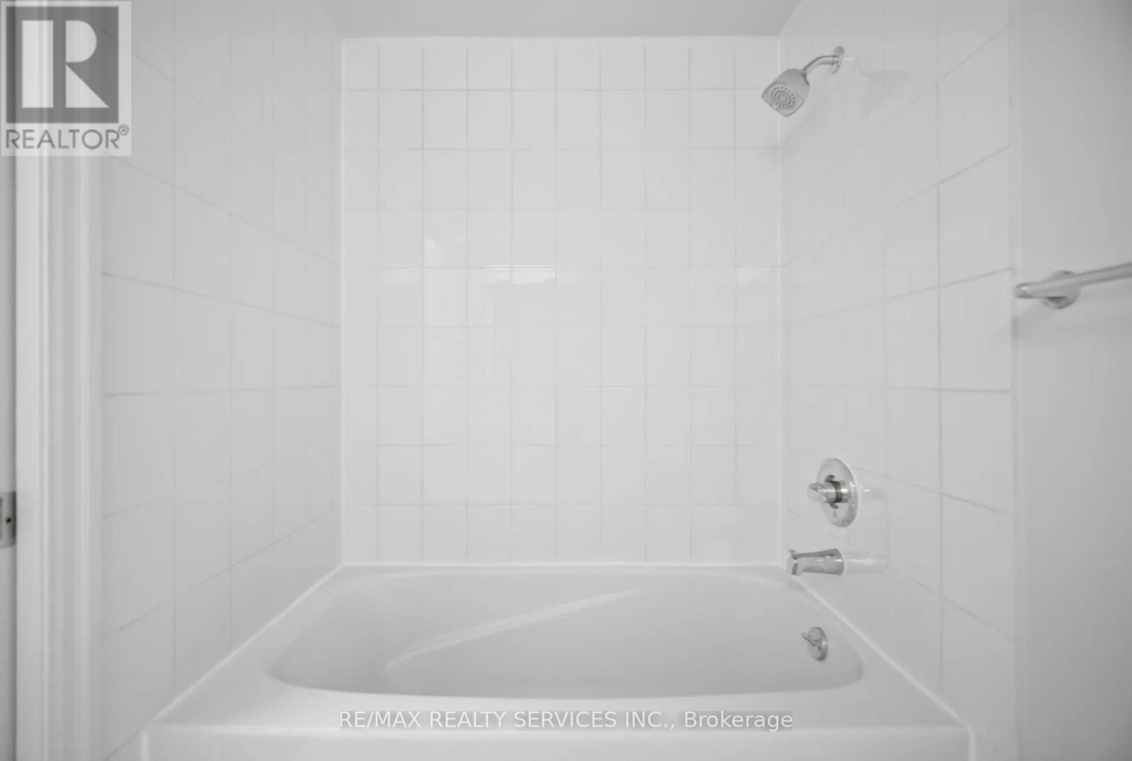 #2008 220 BURNHAMTHORPE ROAD W - 23