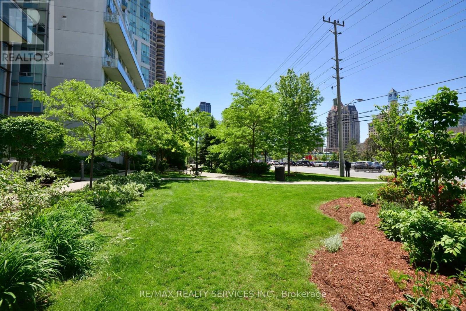 #2008 220 BURNHAMTHORPE ROAD W - 45