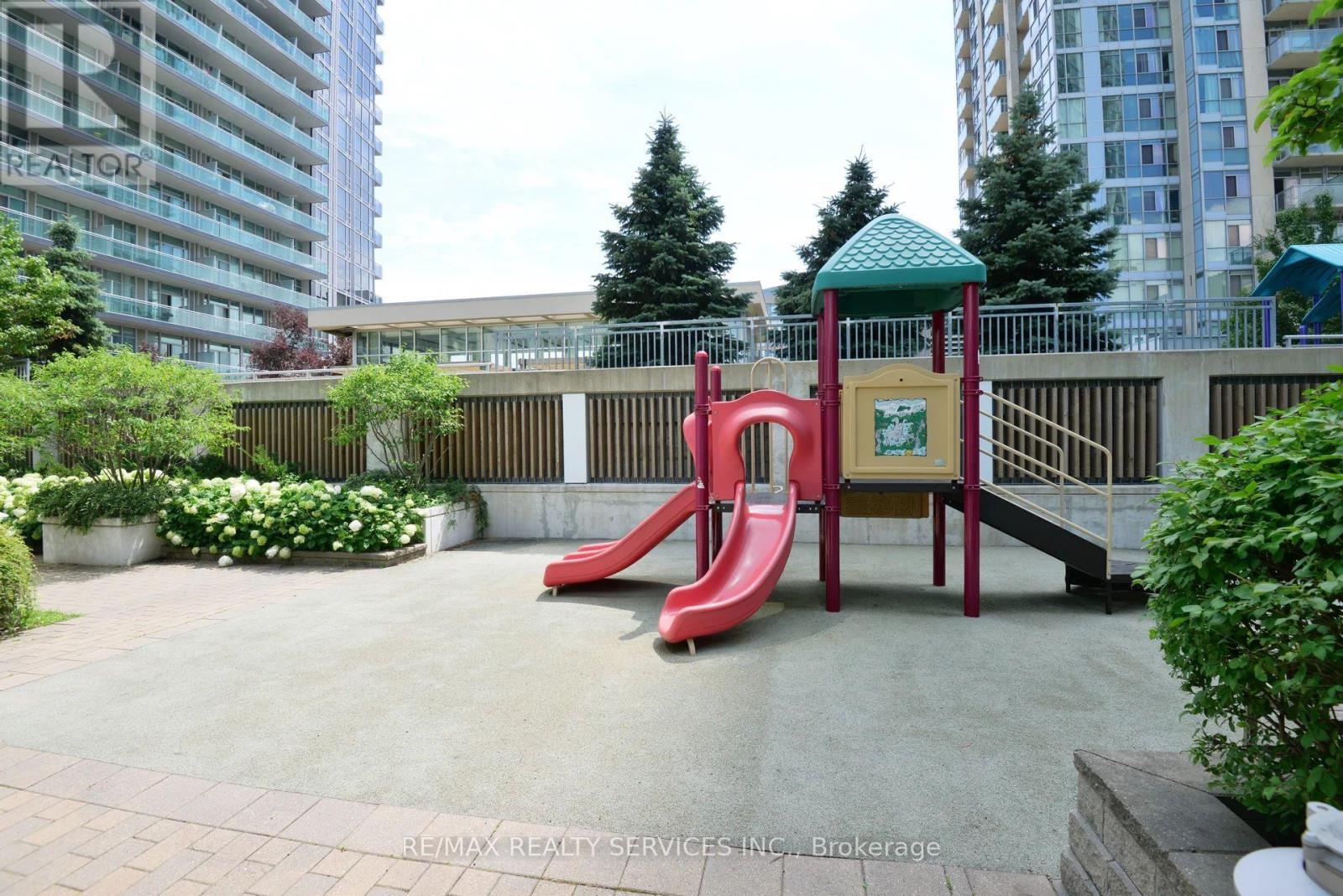 #2008 220 BURNHAMTHORPE ROAD W - Image 49