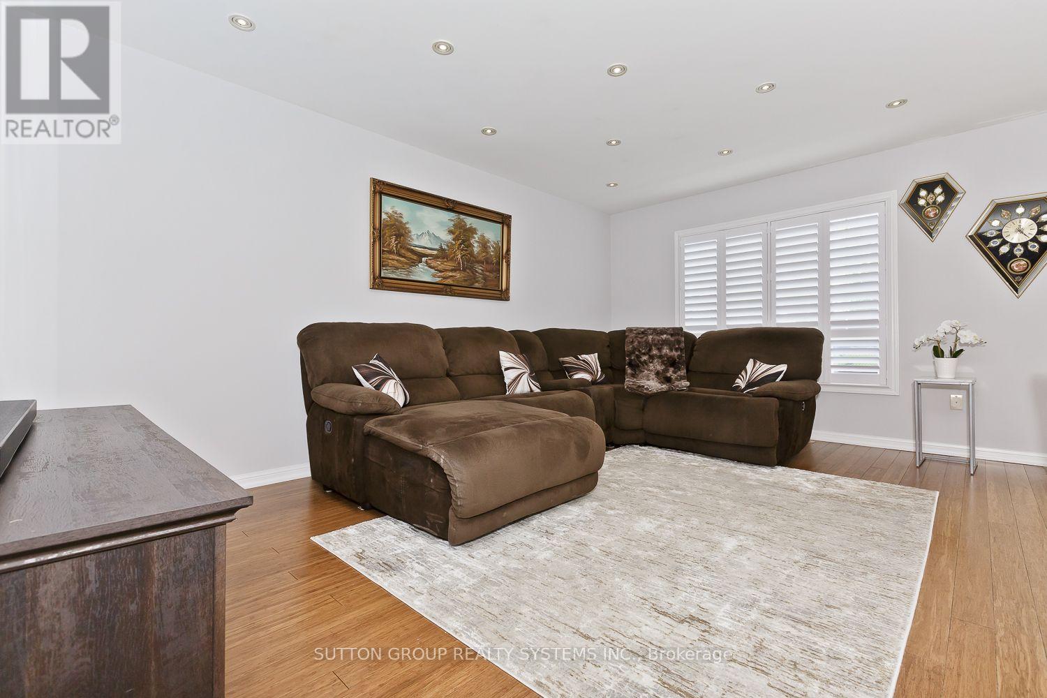 777 SHORTREED CRESCENT - 10